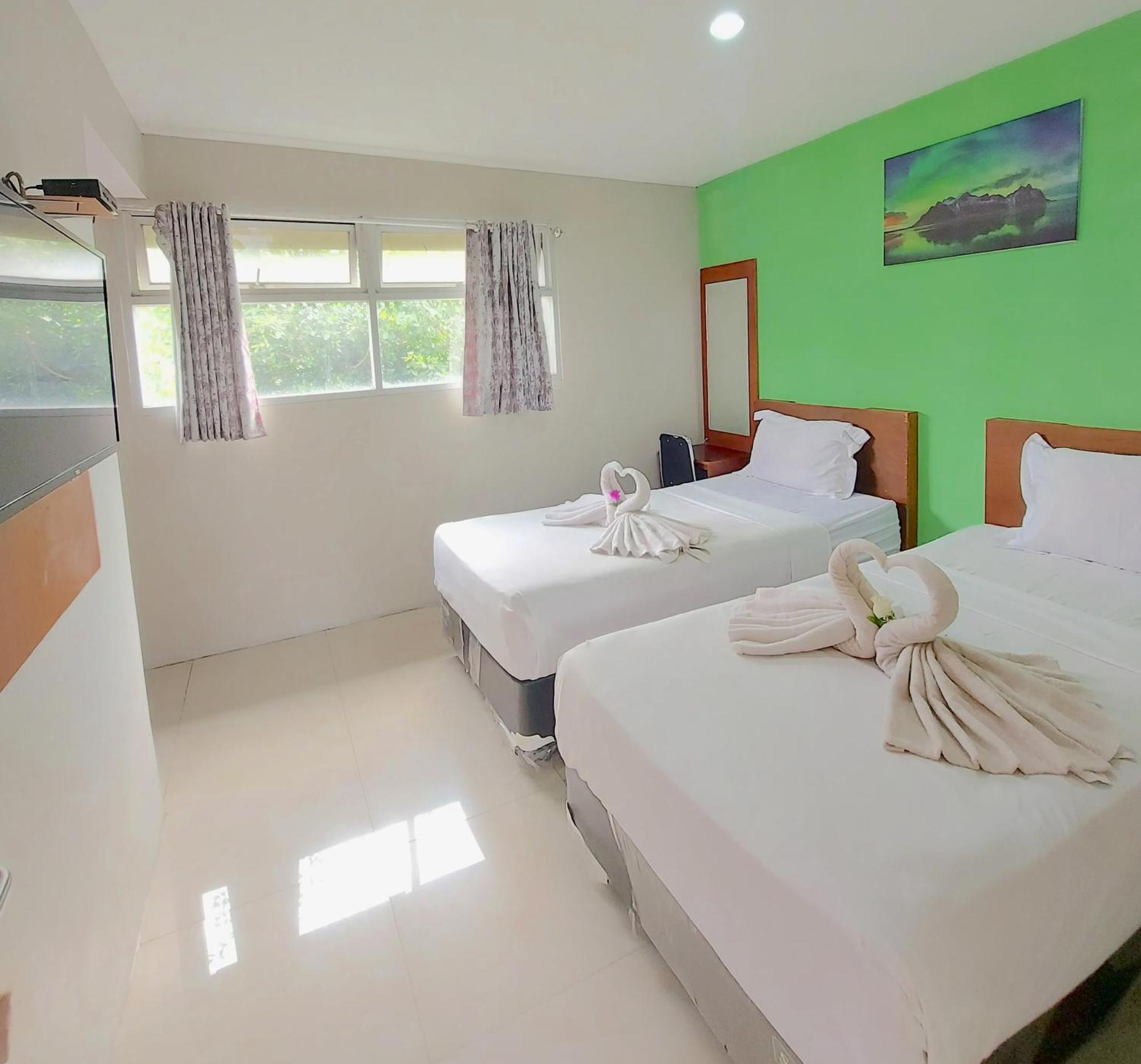Hotel The Aurora By Makati Lembang Esterno foto